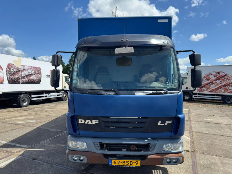 DAF LF 45 .220 - Furgonas sunkvežimis: foto 2 DAF LF 45 .220 - Furgonas sunkvežimis: foto 2