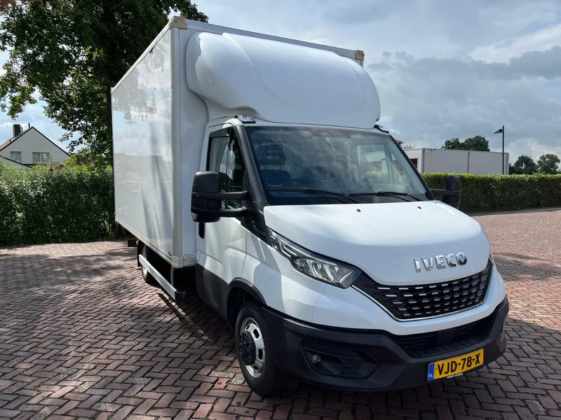 Iveco Daily 35C16 Laadklep (15 diverse modellen op voorraad) - Furgonas su krovinių dėže, Komercinis automobilis su dviguba kabina: foto 4 Iveco Daily 35C16 Laadklep (15 diverse modellen op voorraad) - Furgonas su krovinių dėže, Komercinis automobilis su dviguba kabina: foto 4