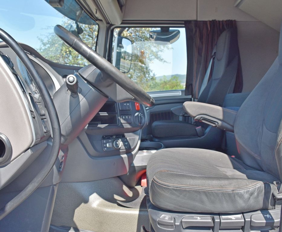 Sunkvežimis su kranu DAF XF 530 Pritsche 6,30 m + PK 15500 * TOPZUSTAND: foto 9