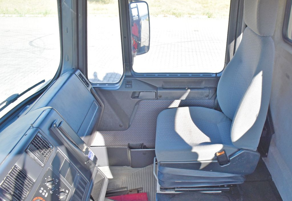 Savivartis sunkvežimis, Sunkvežimis su kranu MAN 41.460 * KRAN * 8x8 ! TOPZUSTAND MAN 41.460 * KRAN * 8x8 ! TOPZUSTAND: foto 9