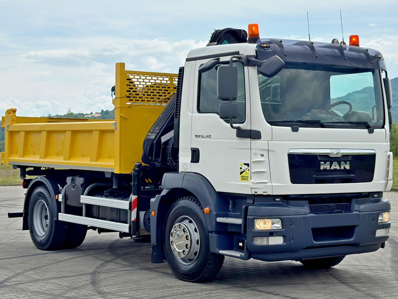 MAN TGM 18.340* KIPPER 4,05m*HIAB 111 B-2 HIDUO/FUNK - Savivartis sunkvežimis, Sunkvežimis su kranu: foto 4 MAN TGM 18.340* KIPPER 4,05m*HIAB 111 B-2 HIDUO/FUNK - Savivartis sunkvežimis, Sunkvežimis su kranu: foto 4