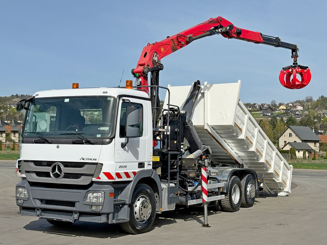 Mercedes-Benz ACTROS 2536 * Abrollkipper + EPSILON Q150Z82 - Hook-lift sunkvežimis: foto 2 Mercedes-Benz ACTROS 2536 * Abrollkipper + EPSILON Q150Z82 - Hook-lift sunkvežimis: foto 2