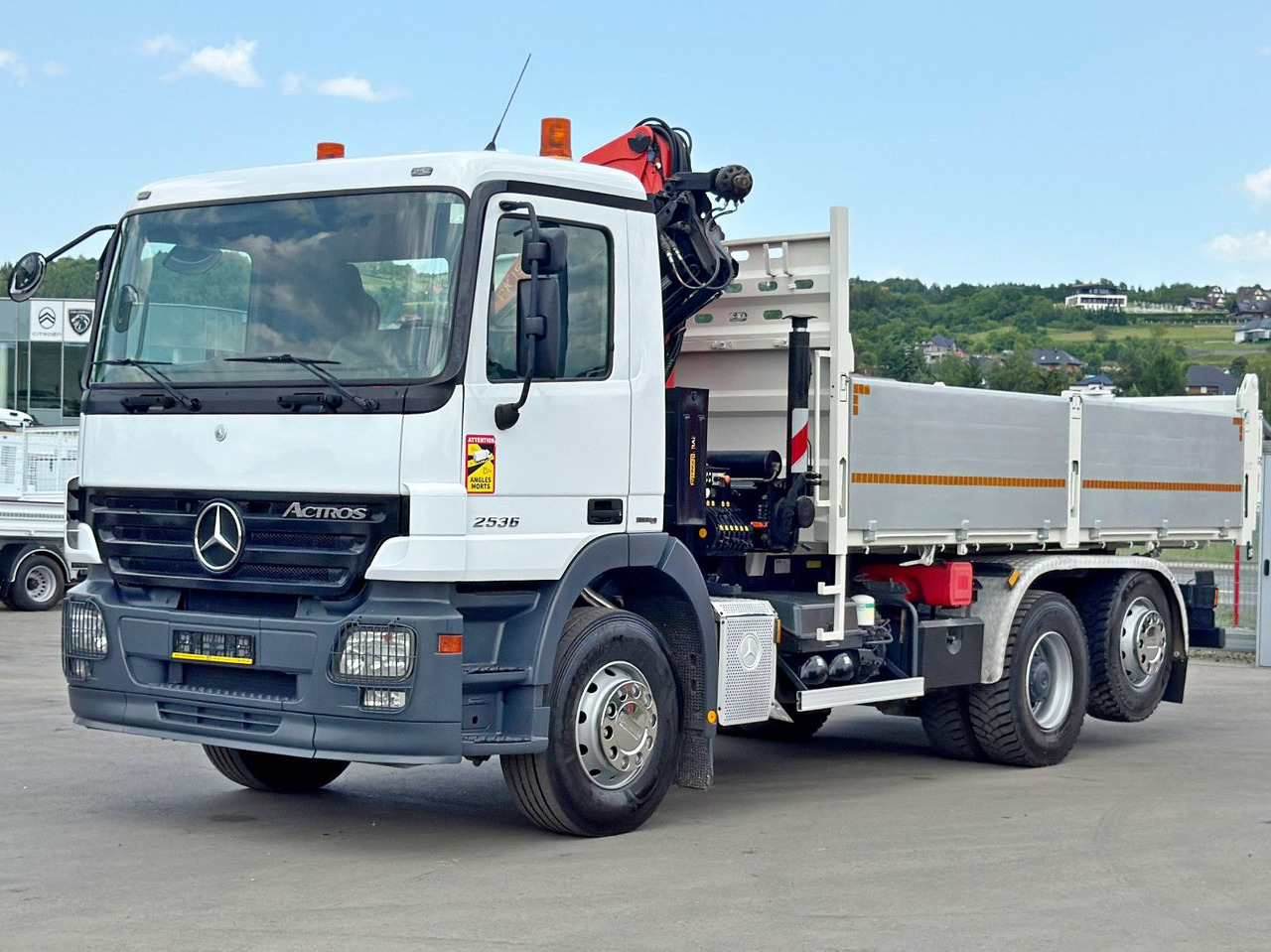 Mercedes-Benz ACTROS 2536* KIPPER 5,30m * PK 15500 + FUNK* TOP - Sunkvežimis su kranu: foto 4 Mercedes-Benz ACTROS 2536* KIPPER 5,30m * PK 15500 + FUNK* TOP - Sunkvežimis su kranu: foto 4
