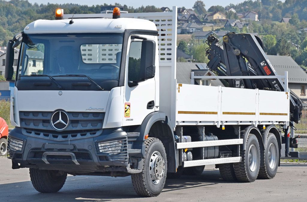 Mercedes-Benz ACTROS 2636 *HIAB X-HIDUO 188 ES-4/FUNK + * 6x4 Mercedes-Benz AROCS 2636 *HIAB X-HIDUO 188 ES-4/FUNK + * 6x4 - Sunkvežimis su kranu, Platforminis/ Bortinis sunkvežimis: foto 3 Mercedes-Benz ACTROS 2636 *HIAB X-HIDUO 188 ES-4/FUNK + * 6x4 Mercedes-Benz AROCS 2636 *HIAB X-HIDUO 188 ES-4/FUNK + * 6x4 - Sunkvežimis su kranu, Platforminis/ Bortinis sunkvežimis: foto 3