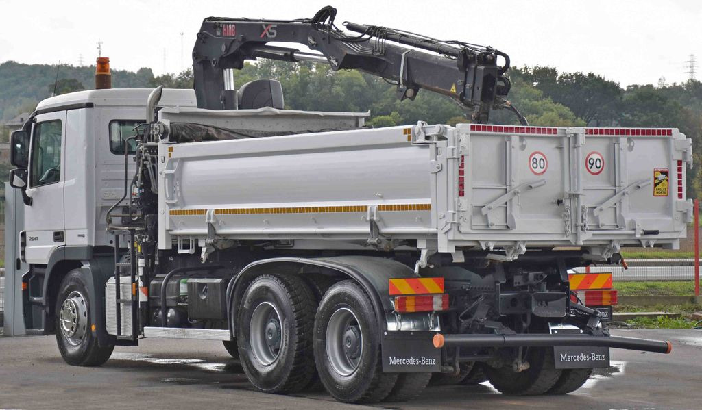 Mercedes-Benz ACTROS 2641 * HIAB 144 B-2 DUO * 6x4 *TOPZUSTAND - Savivartis sunkvežimis, Sunkvežimis su kranu: foto 5 Mercedes-Benz ACTROS 2641 * HIAB 144 B-2 DUO * 6x4 *TOPZUSTAND - Savivartis sunkvežimis, Sunkvežimis su kranu: foto 5