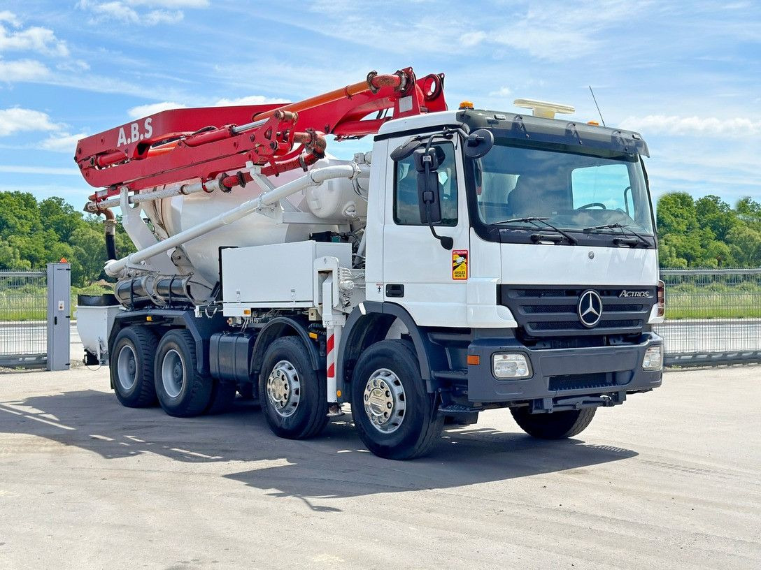Mercedes-Benz ACTROS 3241* Betonpumpe 21m *8x4 * Top Zustand Mercedes-Benz ACTROS 3241* Betonpumpe 21m *8x4 * Top Zustand - Betono siurblys: foto 1 Mercedes-Benz ACTROS 3241* Betonpumpe 21m *8x4 * Top Zustand Mercedes-Benz ACTROS 3241* Betonpumpe 21m *8x4 * Top Zustand - Betono siurblys: foto 1
