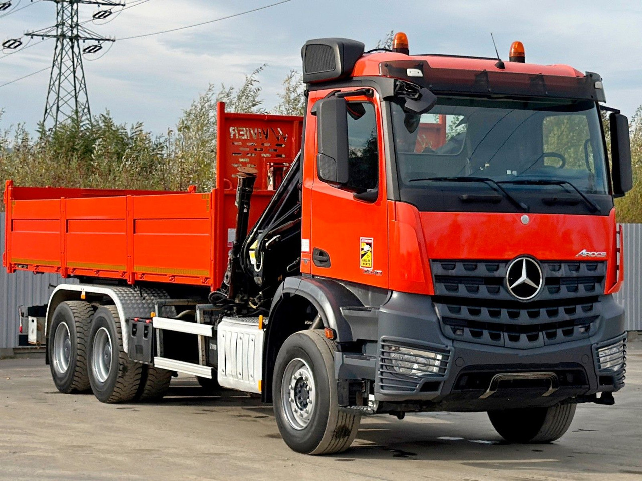 Mercedes-Benz AROCS 2640 *HIAB 144 BS - 3/FUNK  + * 6x4 - Savivartis sunkvežimis, Sunkvežimis su kranu: foto 3 Mercedes-Benz AROCS 2640 *HIAB 144 BS - 3/FUNK  + * 6x4 - Savivartis sunkvežimis, Sunkvežimis su kranu: foto 3