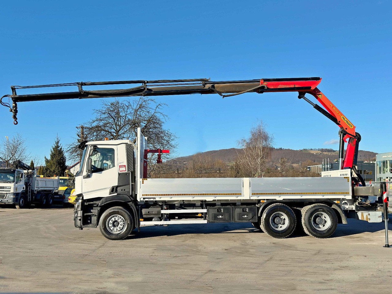 Renault C 380 *PRITSCHE 6,80m * PK 18002-EH C + FUNK*6x4 - Sunkvežimis su kranu: foto 5 Renault C 380 *PRITSCHE 6,80m * PK 18002-EH C + FUNK*6x4 - Sunkvežimis su kranu: foto 5