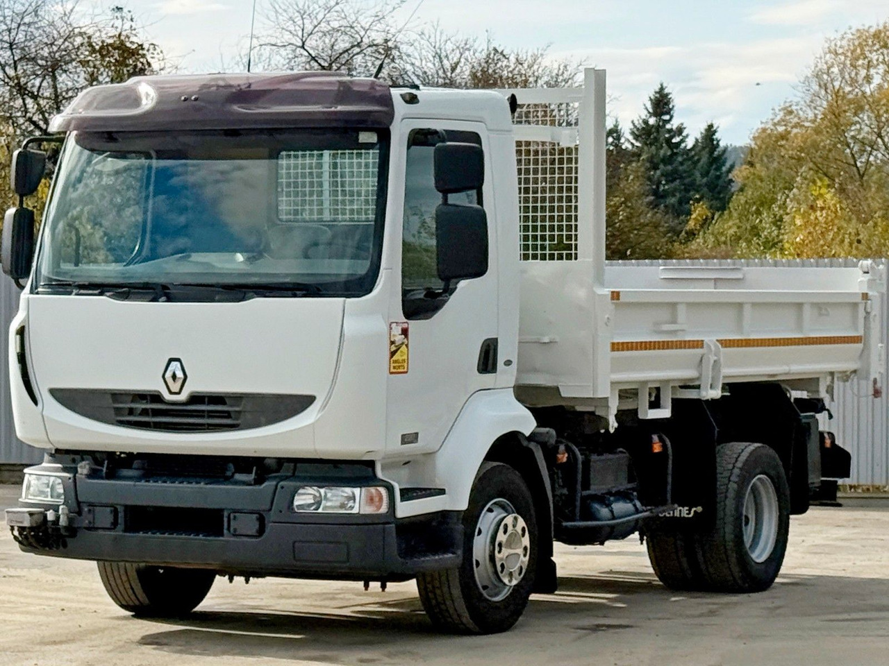 Renault MIDLUM 220 DCI *KIPPER 3,80m * BORDMATIC - Savivartis sunkvežimis, Sunkvežimis su kranu: foto 4 Renault MIDLUM 220 DCI *KIPPER 3,80m * BORDMATIC - Savivartis sunkvežimis, Sunkvežimis su kranu: foto 4