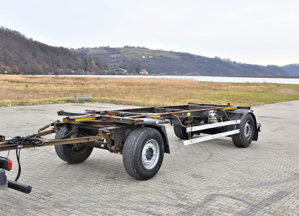 Schmitz Cargobull Anhänger 6,90m * TOPZUSTAND ! - Važiuoklės priekaba: foto 3 Schmitz Cargobull Anhänger 6,90m * TOPZUSTAND ! - Važiuoklės priekaba: foto 3