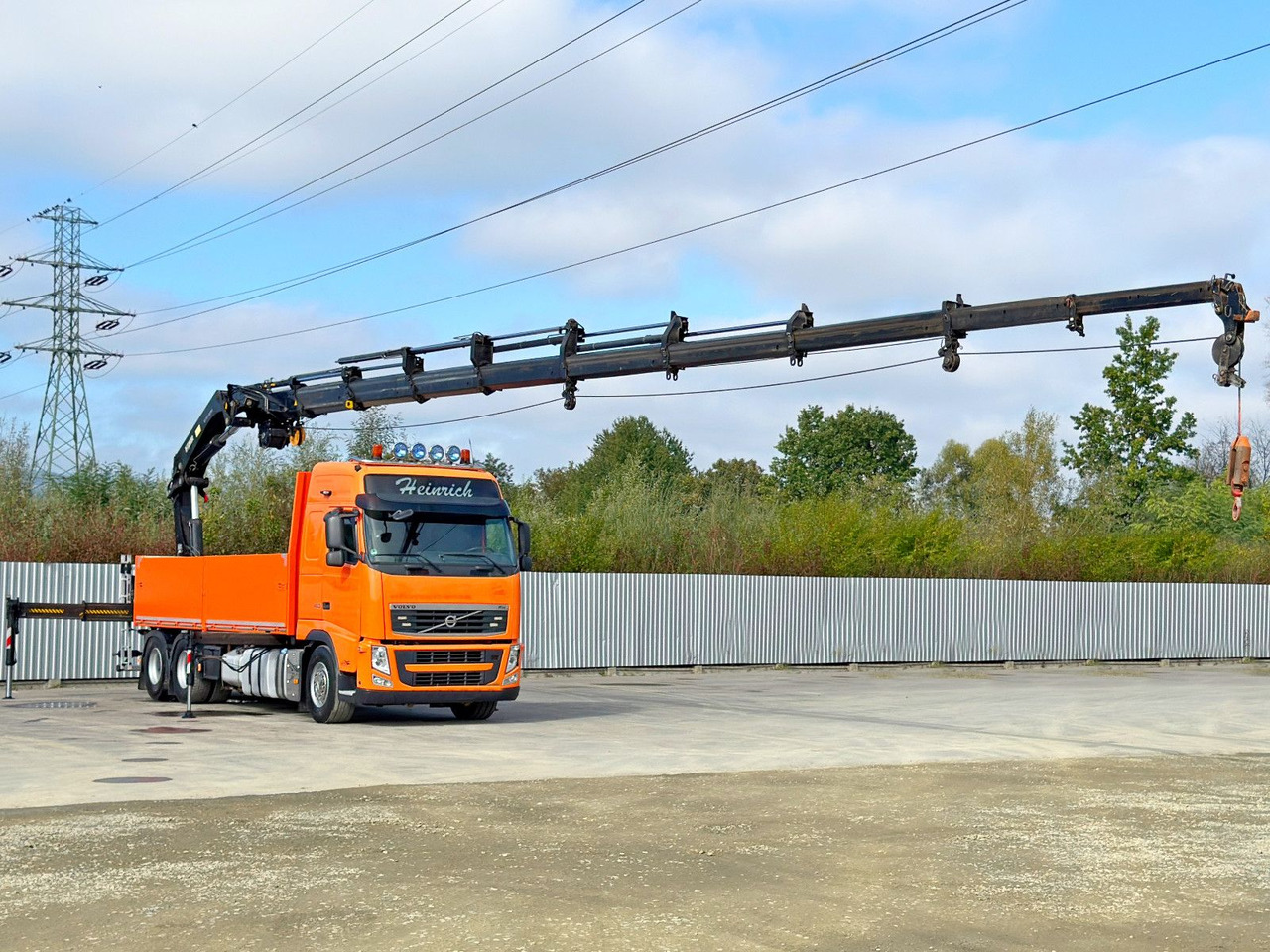 Volvo FH 460 * HIAB 377 E - 7 HIPRO + FUNK * 6x4 - Sunkvežimis su kranu: foto 2 Volvo FH 460 * HIAB 377 E - 7 HIPRO + FUNK * 6x4 - Sunkvežimis su kranu: foto 2
