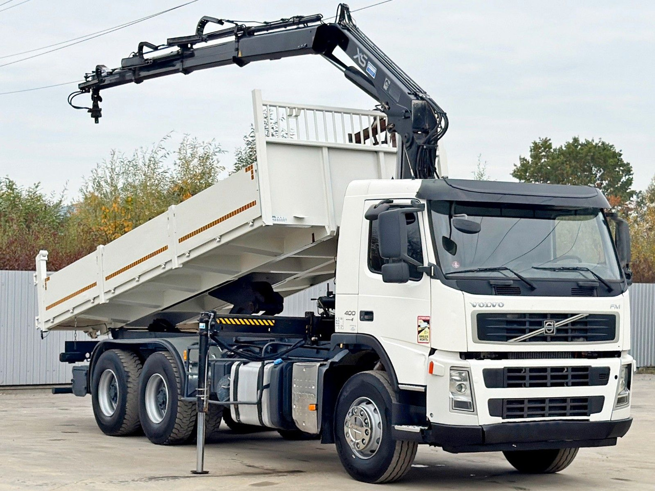 Volvo FM 400 Kipper 6,20m * HIAB 144 B-3 HIDUO* 6x4 - Savivartis sunkvežimis: foto 2 Volvo FM 400 Kipper 6,20m * HIAB 144 B-3 HIDUO* 6x4 - Savivartis sunkvežimis: foto 2