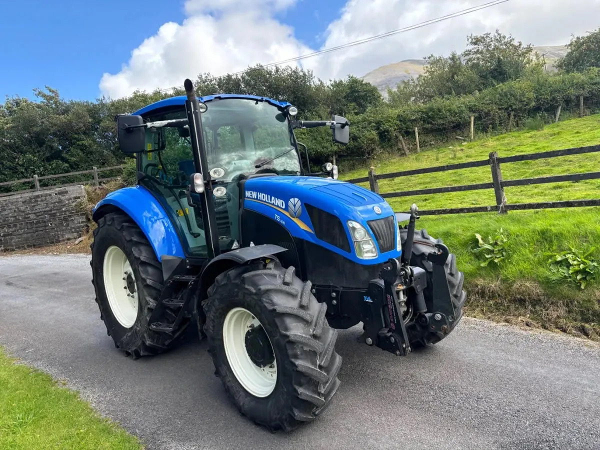 2016 Newholland T5 105 - Traktorius: foto 1 2016 Newholland T5 105 - Traktorius: foto 1