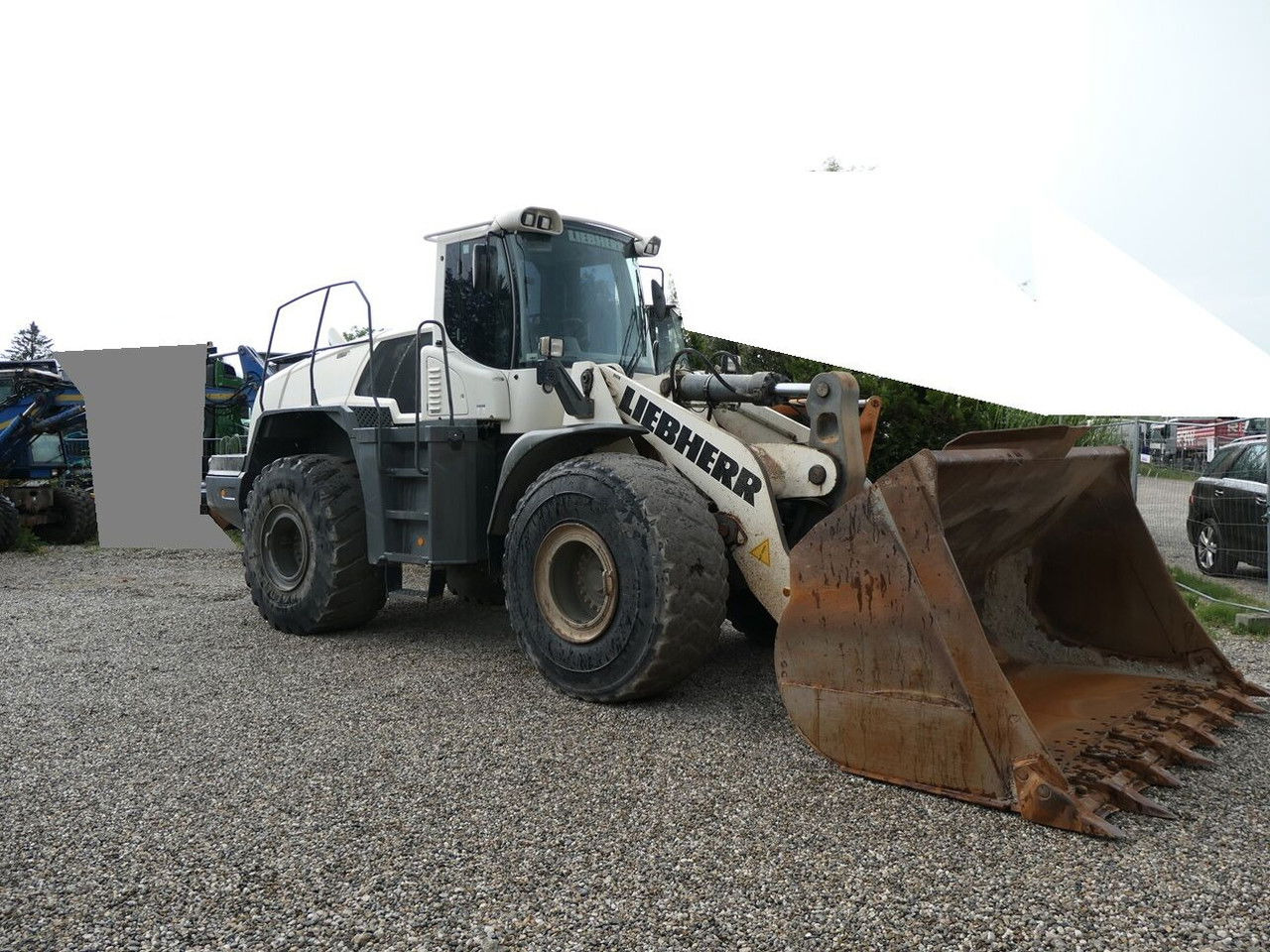 Liebherr L 576 - Ratinis krautuvas: foto 1 Liebherr L 576 - Ratinis krautuvas: foto 1