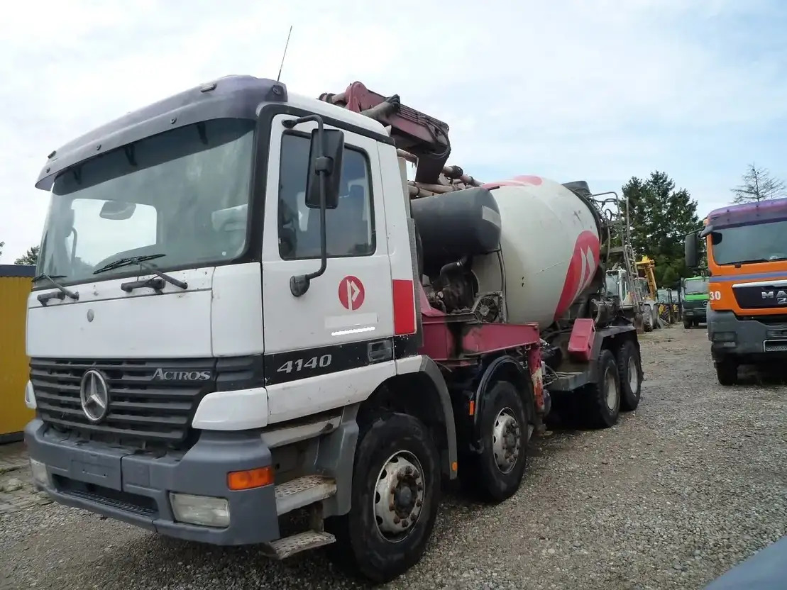 Mercedes-Benz Actros 4141 - Betonvežis su siurbliu: foto 4 Mercedes-Benz Actros 4141 - Betonvežis su siurbliu: foto 4