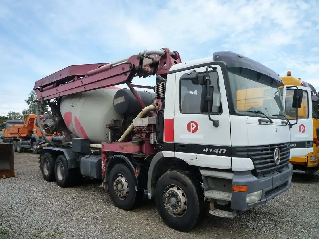 Mercedes-Benz Actros 4141 - Betonvežis su siurbliu: foto 2 Mercedes-Benz Actros 4141 - Betonvežis su siurbliu: foto 2