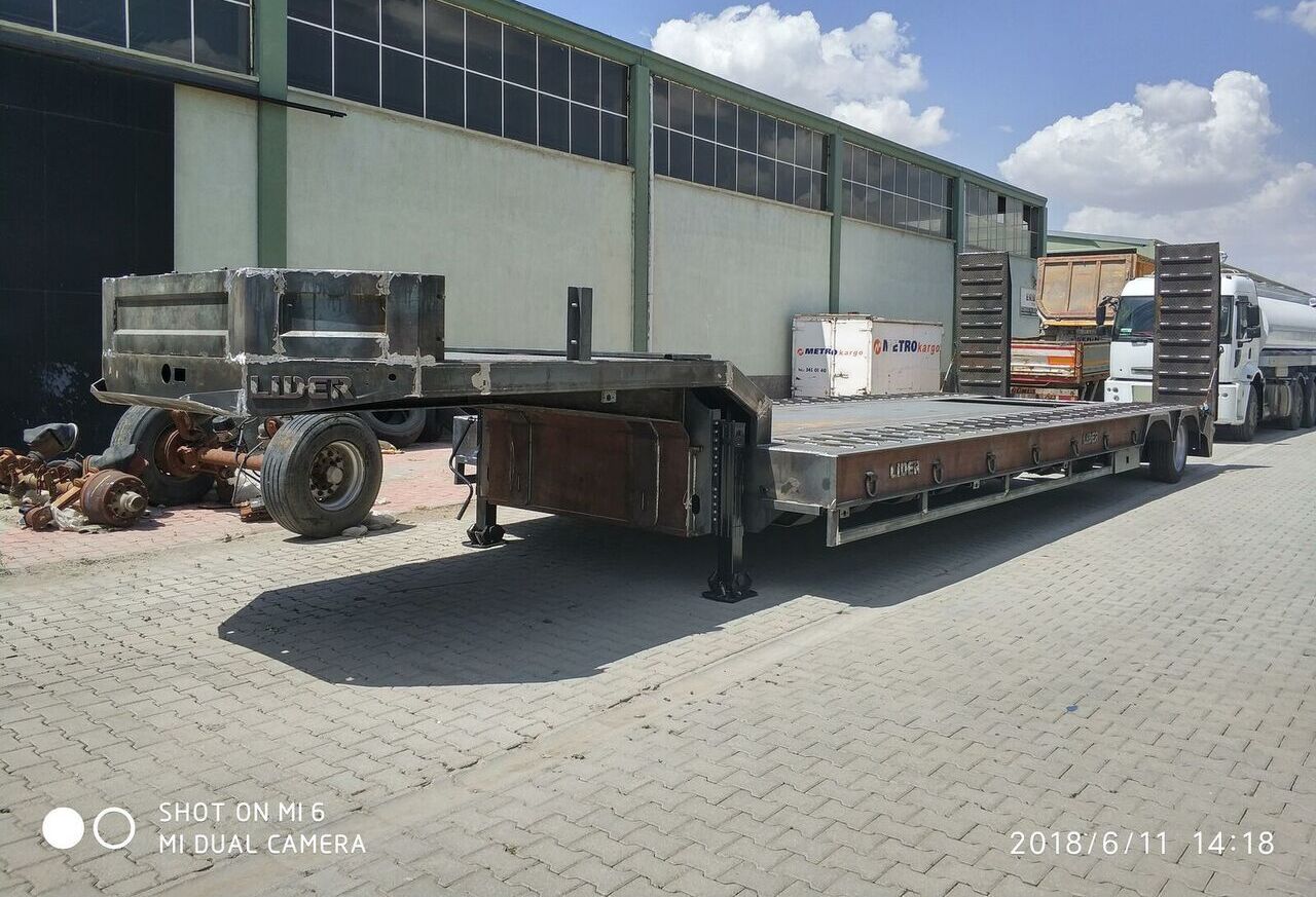 LIDER 2024 model new from MANUFACTURER COMPANY Ready in stock - Žemo profilio platforma puspriekabė: foto 5 LIDER 2024 model new from MANUFACTURER COMPANY Ready in stock - Žemo profilio platforma puspriekabė: foto 5