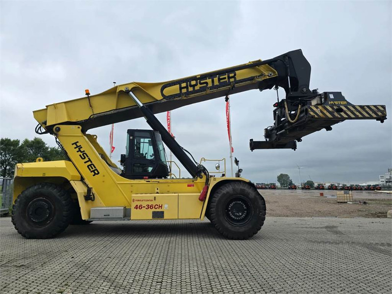 Hyster RS46-36CH - Stelažų krautuvas: foto 1 Hyster RS46-36CH - Stelažų krautuvas: foto 1