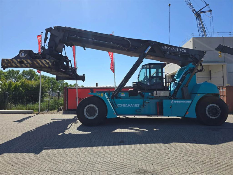 KONECRANES SMV 4531 TC5 - Stelažų krautuvas: foto 2 KONECRANES SMV 4531 TC5 - Stelažų krautuvas: foto 2