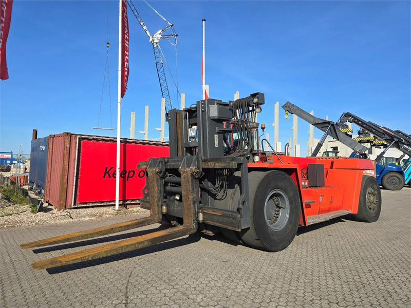 Kalmar DCE330 RoRo - Dyzelinis krautuvas: foto 4 Kalmar DCE330 RoRo - Dyzelinis krautuvas: foto 4