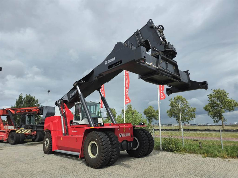 Kalmar DRU450-62S5 - Stelažų krautuvas: foto 3 Kalmar DRU450-62S5 - Stelažų krautuvas: foto 3