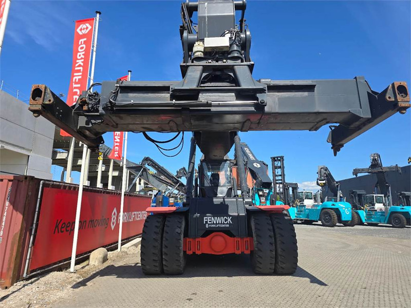 Linde C4230TL - Stelažų krautuvas: foto 5 Linde C4230TL - Stelažų krautuvas: foto 5