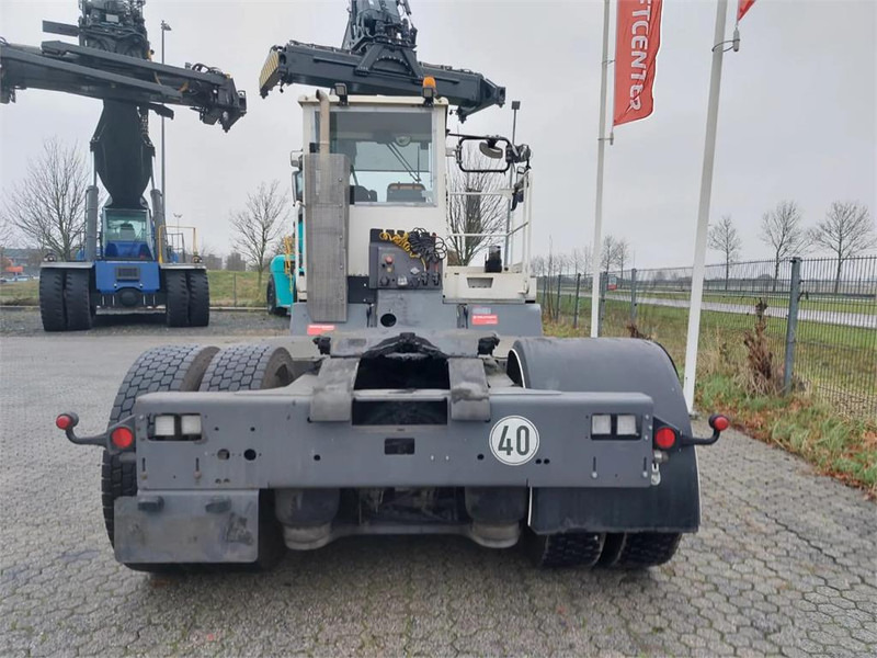 Mafi T225D - Terminalų vilkikas: foto 5 Mafi T225D - Terminalų vilkikas: foto 5