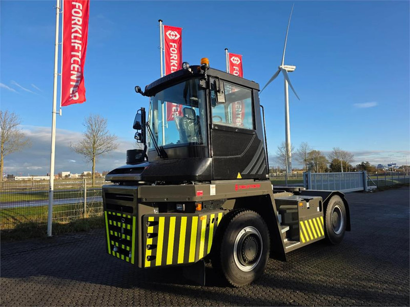 Terberg RT403 4x4 - Terminalų vilkikas: foto 2 Terberg RT403 4x4 - Terminalų vilkikas: foto 2