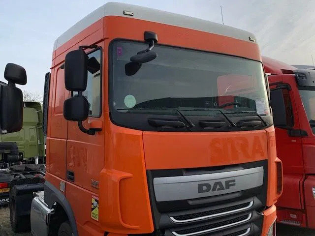 DAF XF 106 SpaceCap Cabine Compleet - Kabina ir interjeras - Sunkvežimis: foto 2 DAF XF 106 SpaceCap Cabine Compleet - Kabina ir interjeras - Sunkvežimis: foto 2