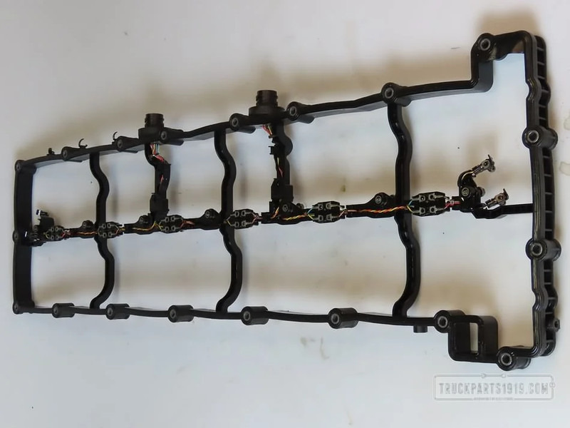 Mercedes-Benz Engines & Parts Verstevigingsframe MB OM471 - Cilindrų galvutė - Sunkvežimis: foto 2 Mercedes-Benz Engines & Parts Verstevigingsframe MB OM471 - Cilindrų galvutė - Sunkvežimis: foto 2