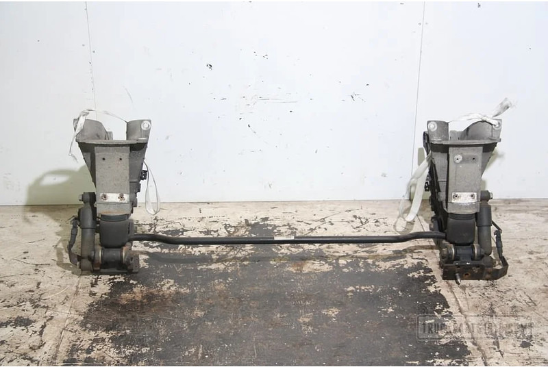 Renault Body & Chassis Parts Cabine stabalisator - Kabinos pakaba - Sunkvežimis: foto 1 Renault Body & Chassis Parts Cabine stabalisator - Kabinos pakaba - Sunkvežimis: foto 1