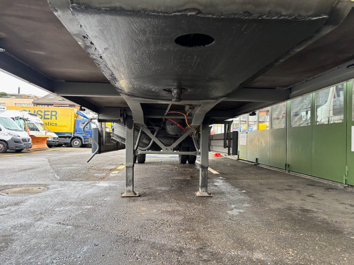 ANDRES SA 9000 - Tentinė puspriekabė: foto 5 ANDRES SA 9000 - Tentinė puspriekabė: foto 5