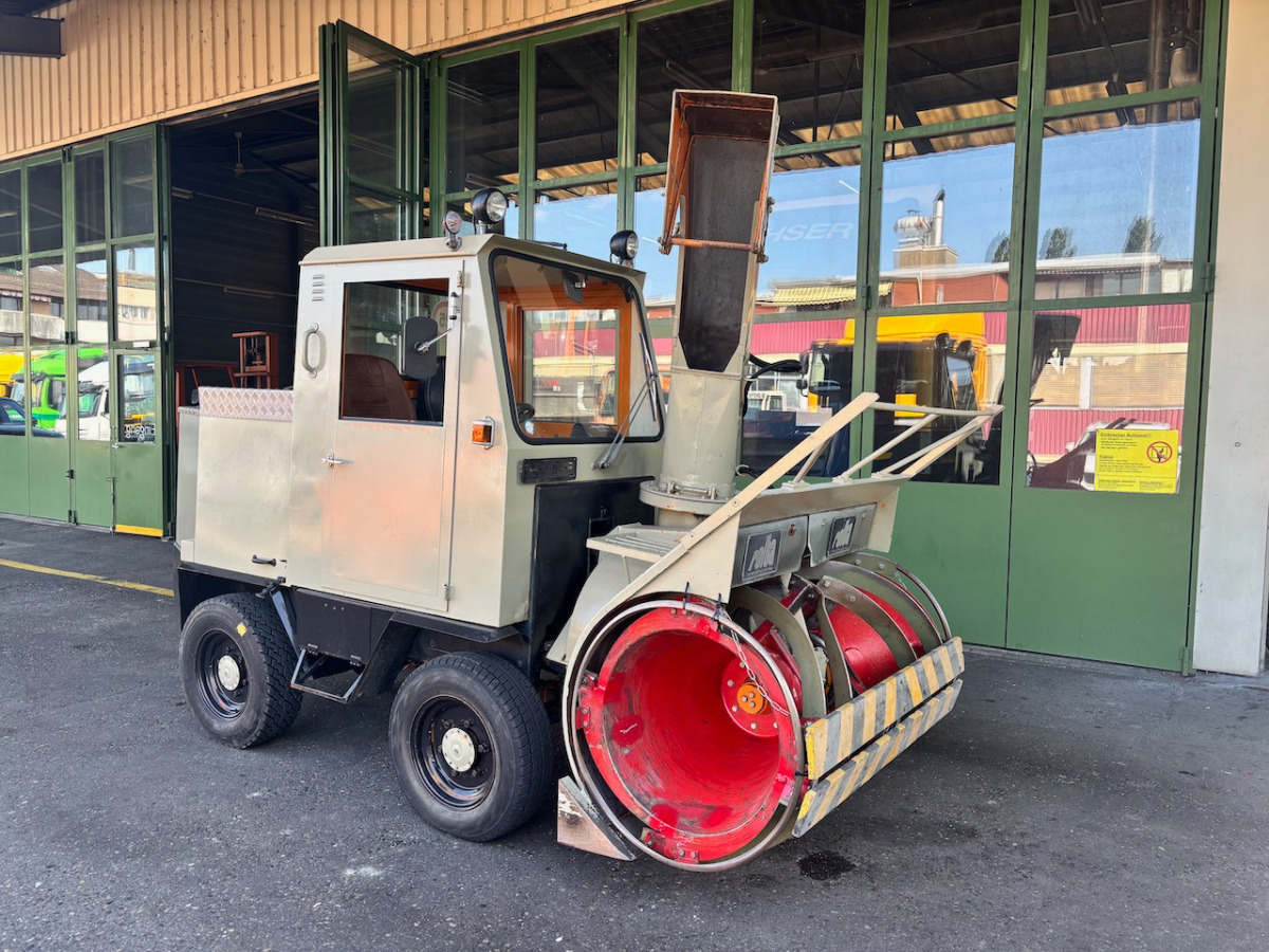 Marke Rolba R200 - Komunalinė/ Specializuota technika: foto 1 Marke Rolba R200 - Komunalinė/ Specializuota technika: foto 1