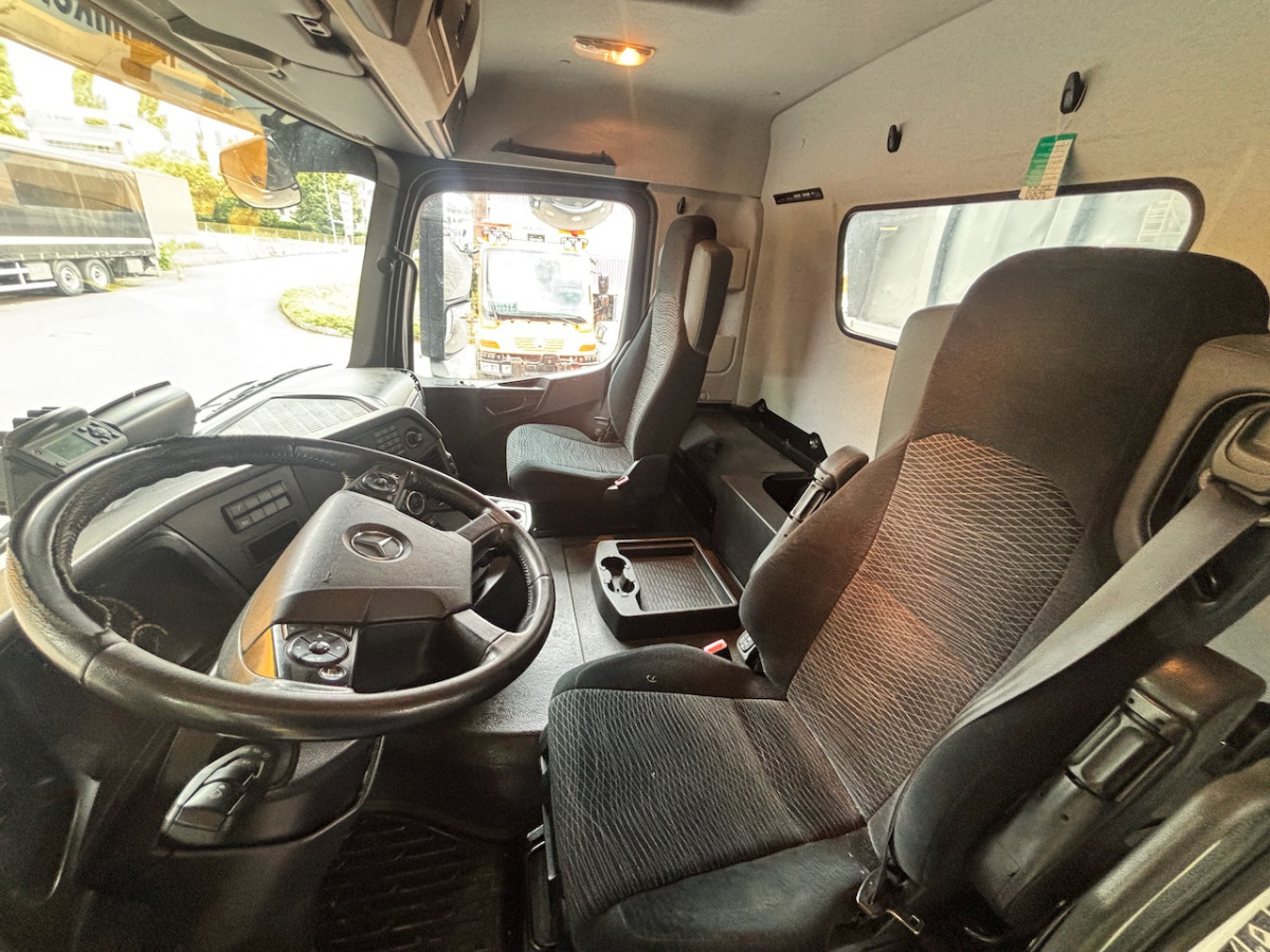 MERCEDES Arocs 3251 - Savivartis sunkvežimis: foto 4 MERCEDES Arocs 3251 - Savivartis sunkvežimis: foto 4