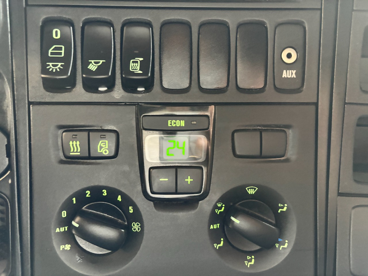 Tentinis sunkvežimis SCANIA G440: foto 9