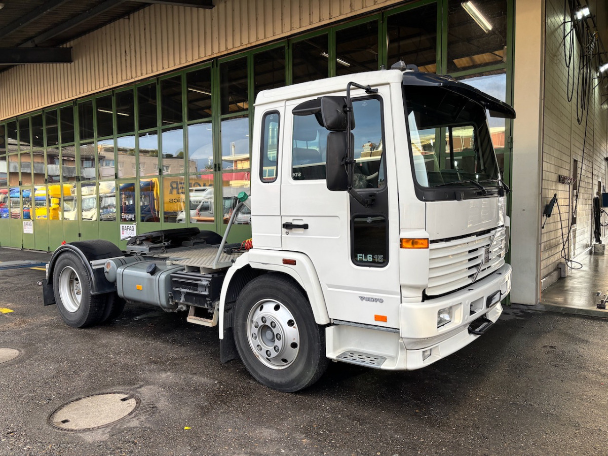 VOLVO FL6H615 - Vilkikas: foto 1 VOLVO FL6H615 - Vilkikas: foto 1