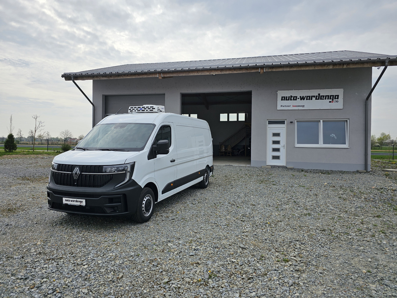Renault Master 170 L3H2 Kühlkasten 220V Standkühlung - Furgonas šaldytuvas: foto 5 Renault Master 170 L3H2 Kühlkasten 220V Standkühlung - Furgonas šaldytuvas: foto 5