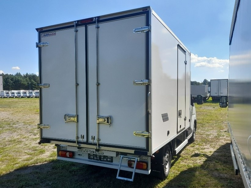 Renault Master Kühlkoffer O°/+20°C 230V Standkühlung - Furgonas šaldytuvas: foto 3 Renault Master Kühlkoffer O°/+20°C 230V Standkühlung - Furgonas šaldytuvas: foto 3