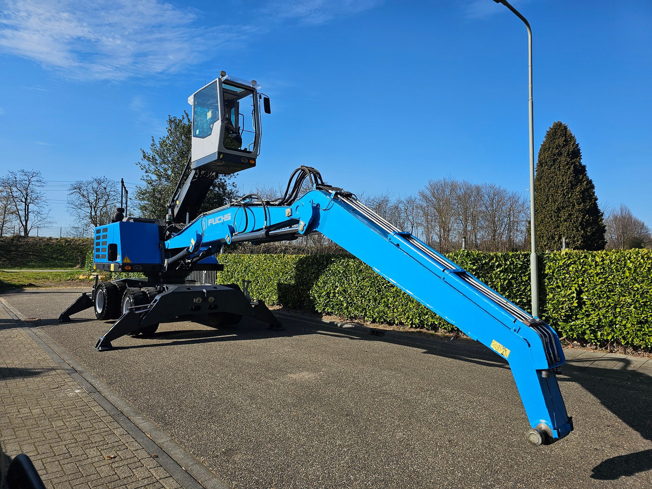 Fuchs MHL 320 With Multi Purpose Stick And Magnet System - Ekskavatorius su ilga strėle: foto 4 Fuchs MHL 320 With Multi Purpose Stick And Magnet System - Ekskavatorius su ilga strėle: foto 4