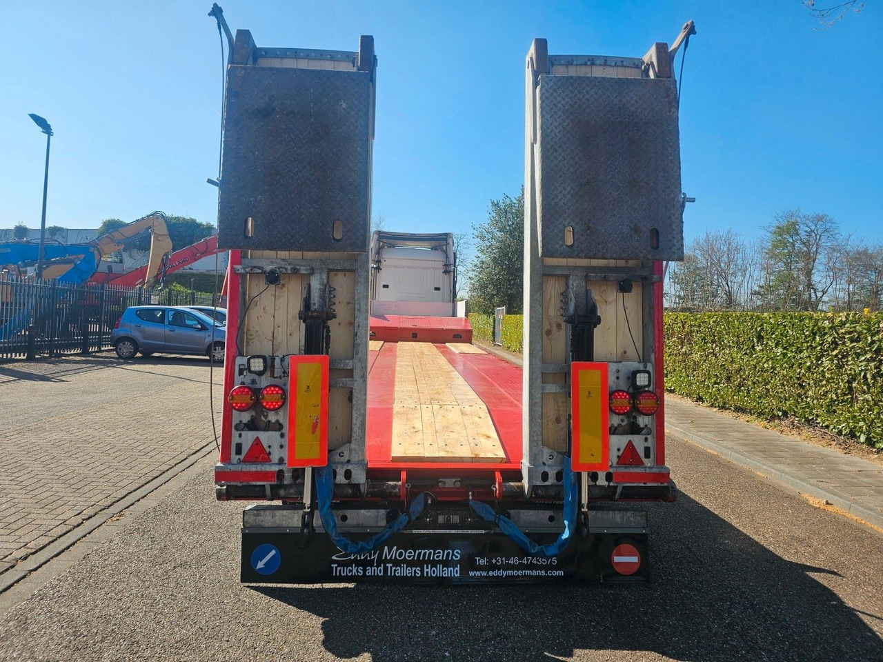 Žemo profilio platforma puspriekabė Hangler SVS-H 580 Semie Tieflader Mit Rampen: foto 8