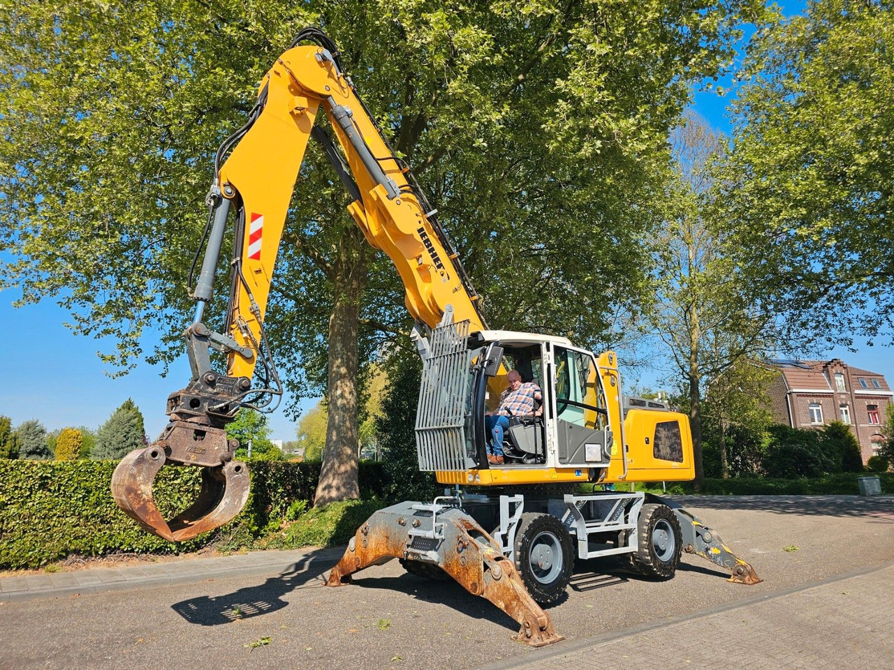 Liebherr LH 24M ( GK10 ) Mit Sortiergreifer - Ratinis ekskavatorius: foto 3 Liebherr LH 24M ( GK10 ) Mit Sortiergreifer - Ratinis ekskavatorius: foto 3