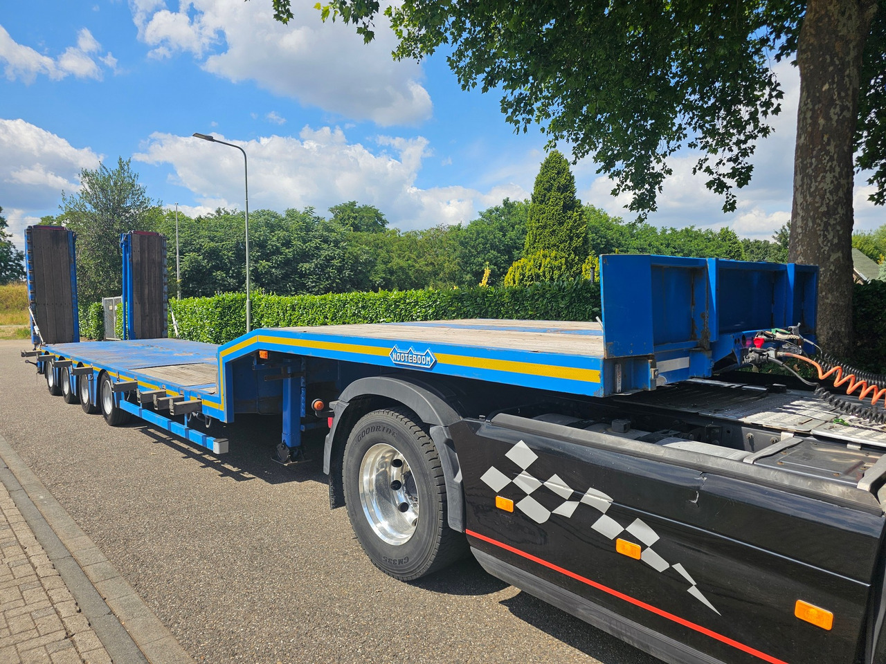 Nooteboom OSD-58-04V With Hydraulic Ramps - Žemo profilio platforma puspriekabė: foto 4 Nooteboom OSD-58-04V With Hydraulic Ramps - Žemo profilio platforma puspriekabė: foto 4