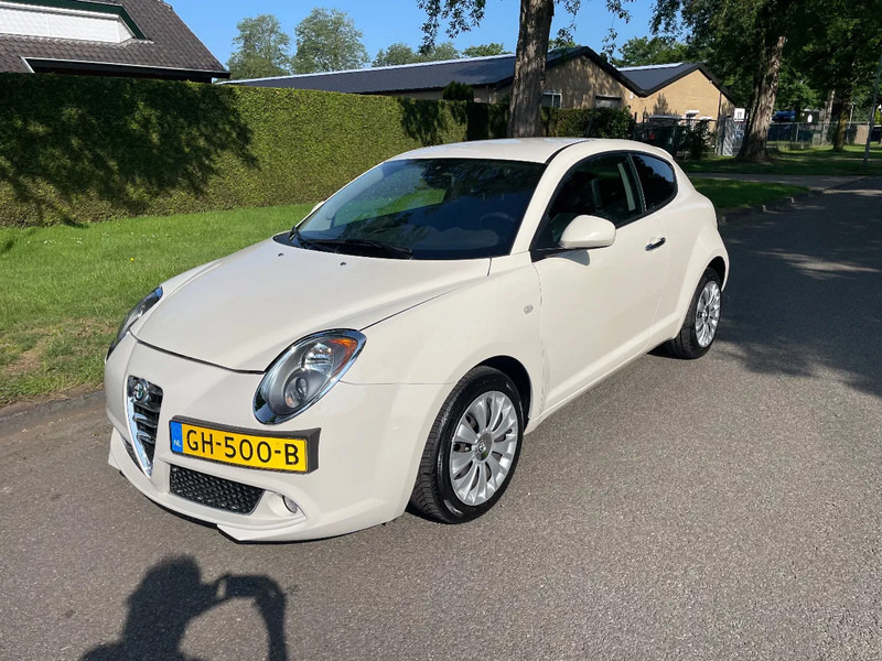 Alfa Romeo MiTo ALFA MITO Diesel ZEER MOOI - Hečbekas: foto 1 Alfa Romeo MiTo ALFA MITO Diesel ZEER MOOI - Hečbekas: foto 1