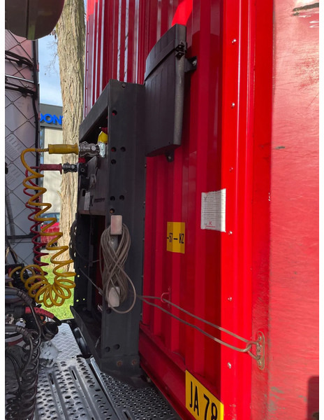 Kässbohrer Taut line XXL certificaat bij - Tentinė puspriekabė: foto 2 Kässbohrer Taut line XXL certificaat bij - Tentinė puspriekabė: foto 2