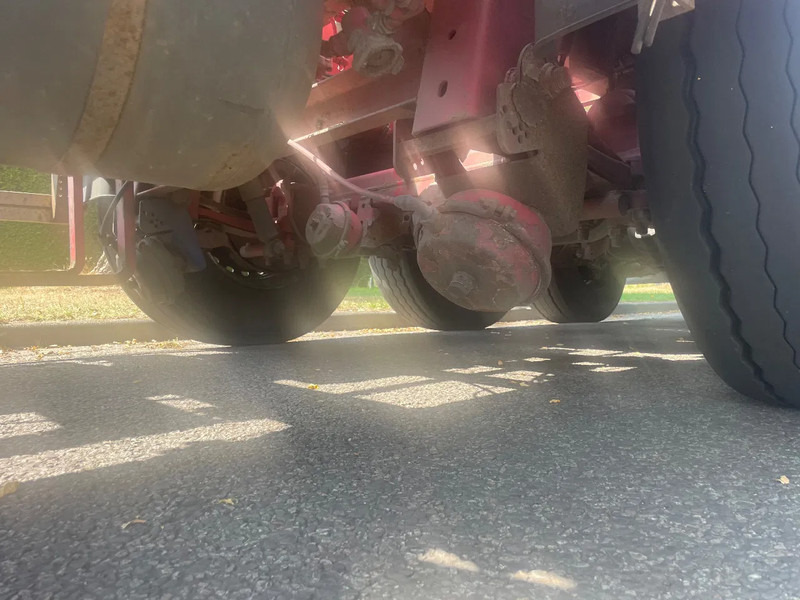 Renders 2x 20 1x 30 1x 40 in prijs verlaagt - Konteineris-vežimus/ Sukeisti kūną puspriekabė: foto 4 Renders 2x 20 1x 30 1x 40 in prijs verlaagt - Konteineris-vežimus/ Sukeisti kūną puspriekabė: foto 4