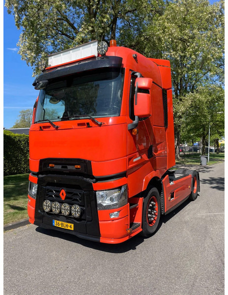 Renault T HIGH 440 - Vilkikas: foto 1 Renault T HIGH 440 - Vilkikas: foto 1