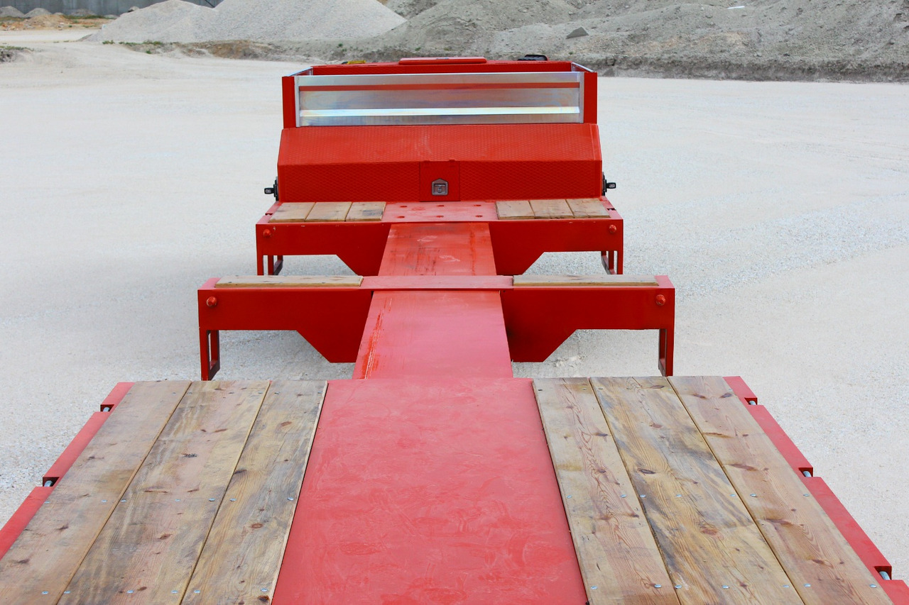 EMIRSAN 3 AXLE EXTENDABLE PLATFORM LOWBED - Žemo profilio platforma puspriekabė: foto 5 EMIRSAN 3 AXLE EXTENDABLE PLATFORM LOWBED - Žemo profilio platforma puspriekabė: foto 5