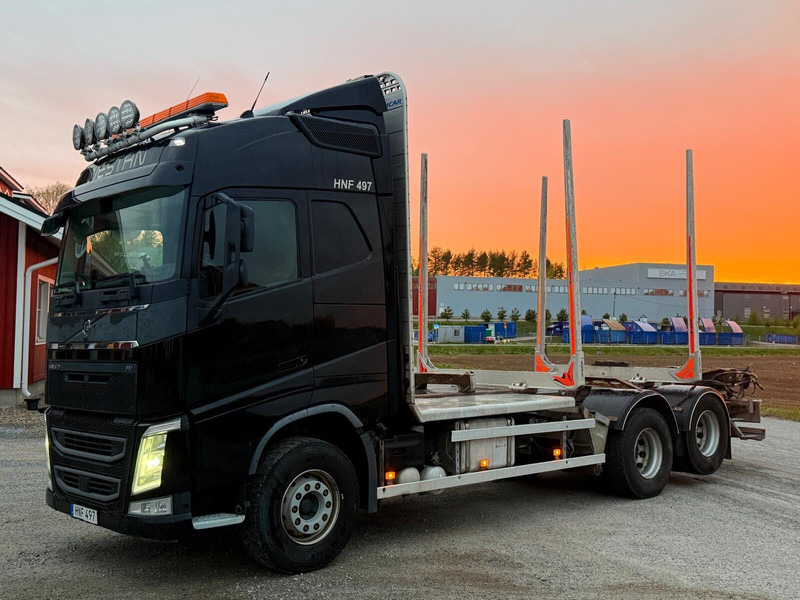 Volvo FH 500 Chassis or Timber Truck - Miškovežis: foto 3 Volvo FH 500 Chassis or Timber Truck - Miškovežis: foto 3