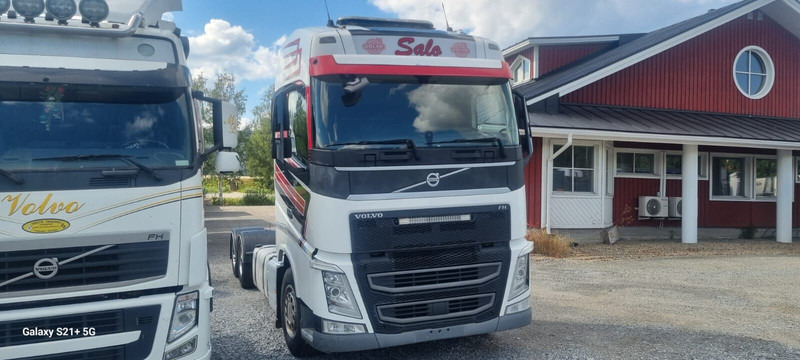 Volvo FH460 Globe 2016 - Važiuoklės sunkvežimis: foto 3 Volvo FH460 Globe 2016 - Važiuoklės sunkvežimis: foto 3
