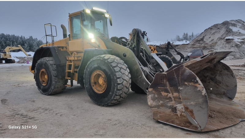Volvo L220E - Ratinis krautuvas: foto 4 Volvo L220E - Ratinis krautuvas: foto 4
